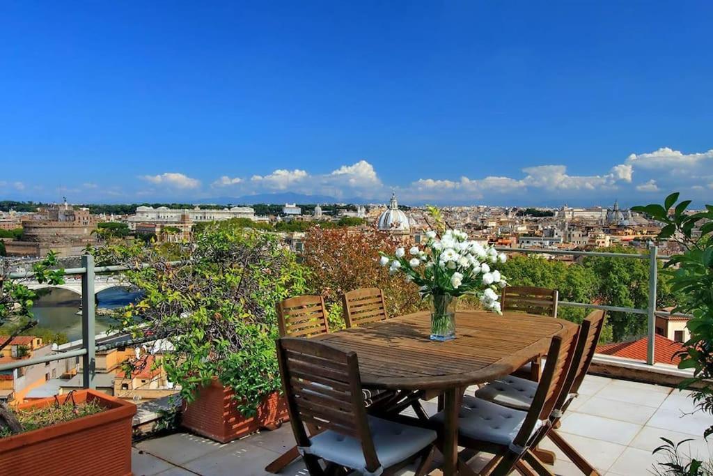 Sant'Onofrio Terrace Apartment Rom Exteriör bild